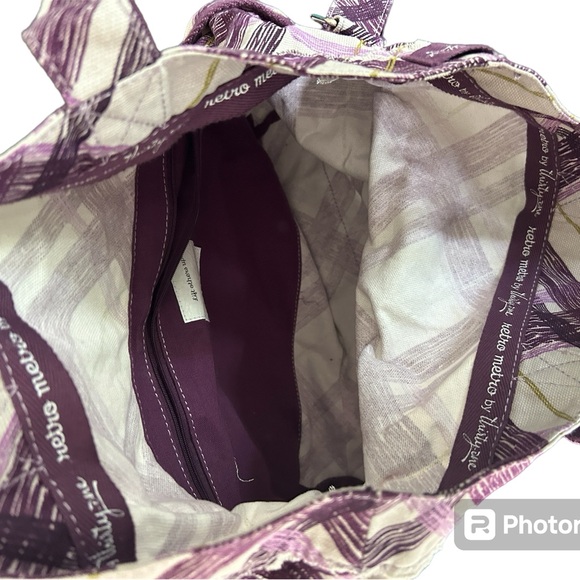 Thirty-One retired Retro Metro fold over bag - Picture 3 of 3